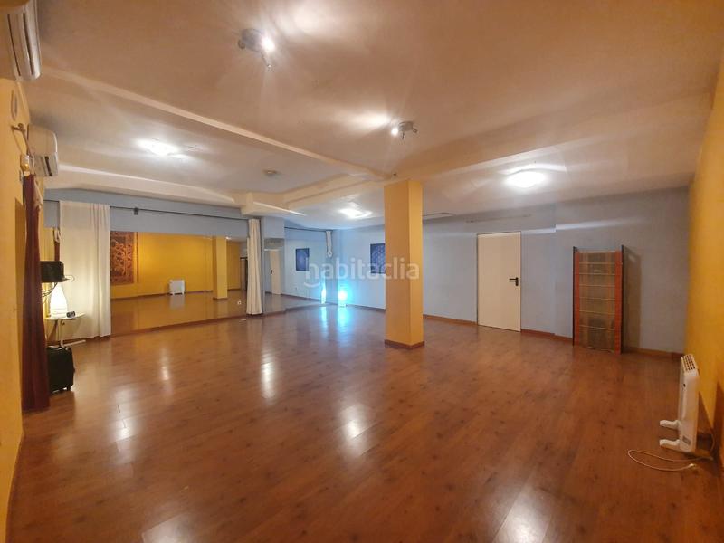 Foto 75ee5c16-ab61-4503-b57b-5fe60140897e. Locale commerciale in Jardín de los Reyes-Parque Real Escorial (El)