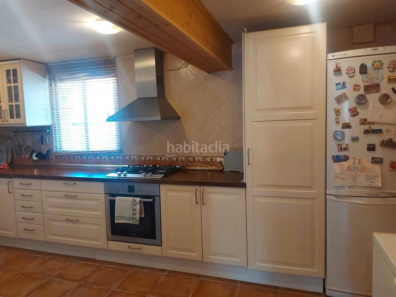 Foto 0d088444-e7b8-44a0-9c53-d998bd674268. Chalet ocasión inmejorable para comprar un chalet independiente en urbanización (madrid). tanto el chalet, construido en en Navas del Rey