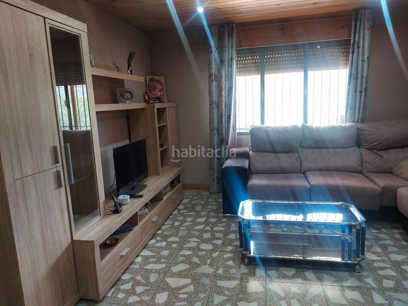 Foto 0d4b03a0-0fe4-42c3-baee-4bcf73be0f9a. Chalet ocasión inmejorable para comprar un chalet independiente en urbanización (madrid). tanto el chalet, construido en en Navas del Rey
