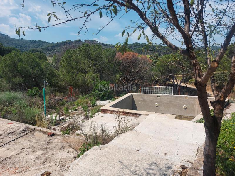 Foto 0d6bd178-bfdf-4beb-a6f2-0acd00cffa1e. Chalet ocasión inmejorable para comprar un chalet independiente en urbanización (madrid). tanto el chalet, construido en en Navas del Rey