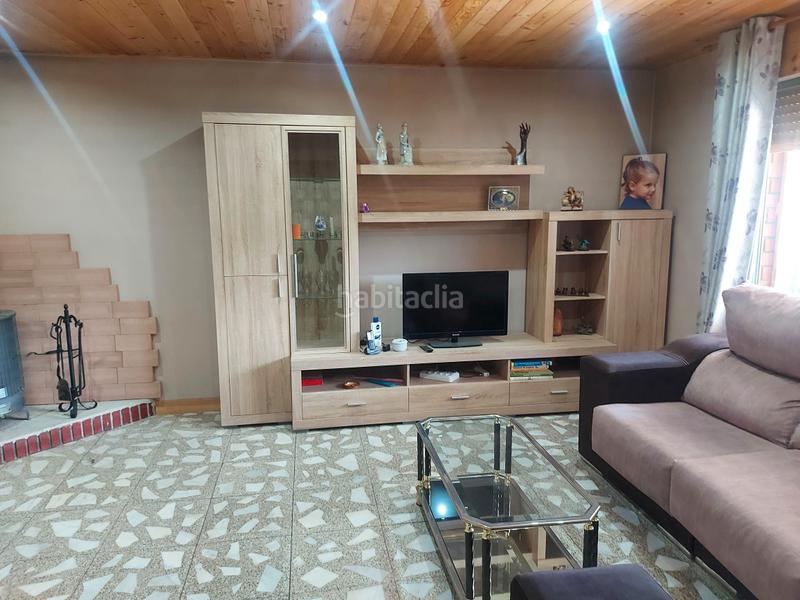 Foto 3cf76bf5-0702-4def-b6d1-ee132d256991. Chalet ocasión inmejorable para comprar un chalet independiente en urbanización (madrid). tanto el chalet, construido en en Navas del Rey