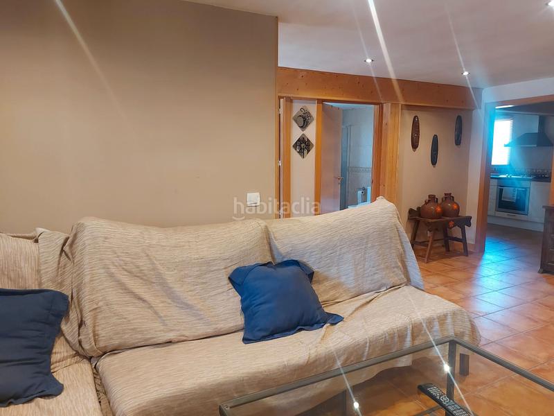 Foto 520eb4ab-7d72-4a58-a627-682fb1b0655b. Chalet ocasión inmejorable para comprar un chalet independiente en urbanización (madrid). tanto el chalet, construido en en Navas del Rey