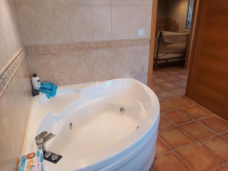 Foto 728467c9-2ed4-4491-989b-0b4c995e0d07. Chalet ocasión inmejorable para comprar un chalet independiente en urbanización (madrid). tanto el chalet, construido en en Navas del Rey