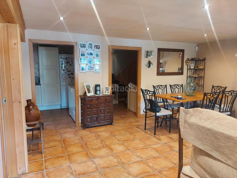 Foto a24814b9-c6e6-4dc1-92a5-9ea46be1886e. Chalet ocasión inmejorable para comprar un chalet independiente en urbanización (madrid). tanto el chalet, construido en en Navas del Rey