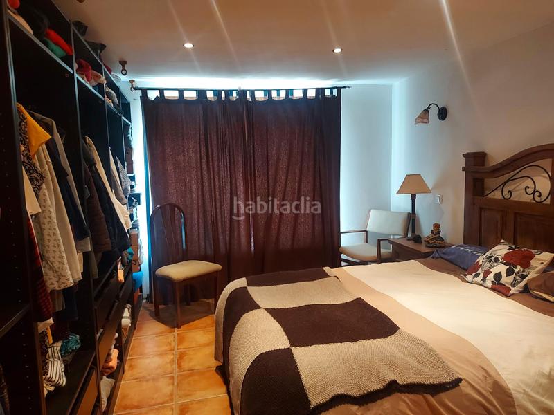 Foto b1ecfdd7-f13a-4b4e-8916-6d9c10548f81. Chalet ocasión inmejorable para comprar un chalet independiente en urbanización (madrid). tanto el chalet, construido en en Navas del Rey