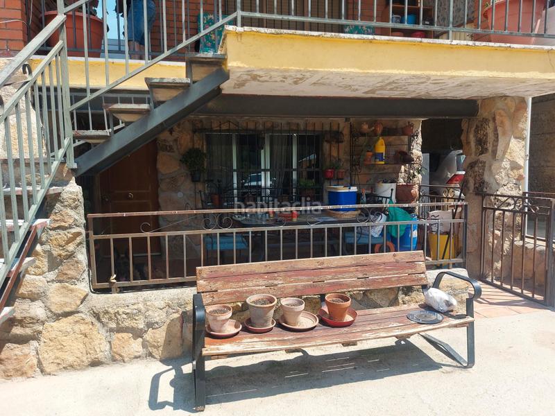 Foto f6c7b81b-e1d9-4b3e-9f9b-773977f05a23. Chalet ocasión inmejorable para comprar un chalet independiente en urbanización (madrid). tanto el chalet, construido en en Navas del Rey