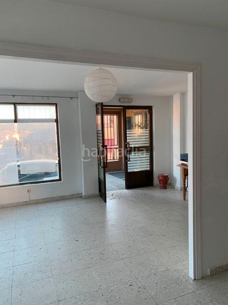 Foto 8eef0392-f0a6-4f96-b5c7-fbb50d7fee51. Local comercial a Adrada (La)