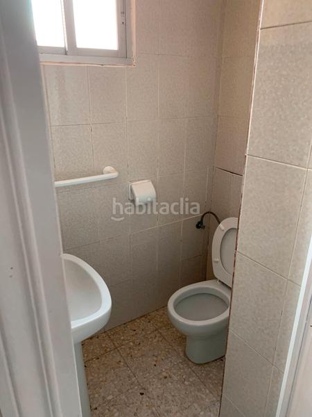 Foto a6ae464b-77ef-4fbb-8992-1d796f93ff7a. Local comercial a Adrada (La)