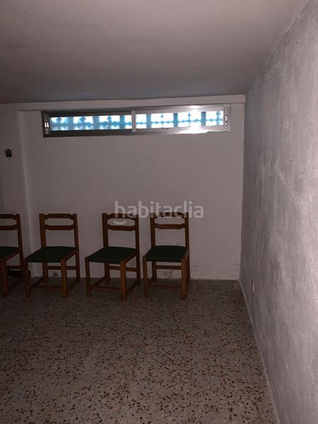 Foto cbbadc5e-d845-4b89-81ef-d9f6c4123a3b. Local comercial a Adrada (La)