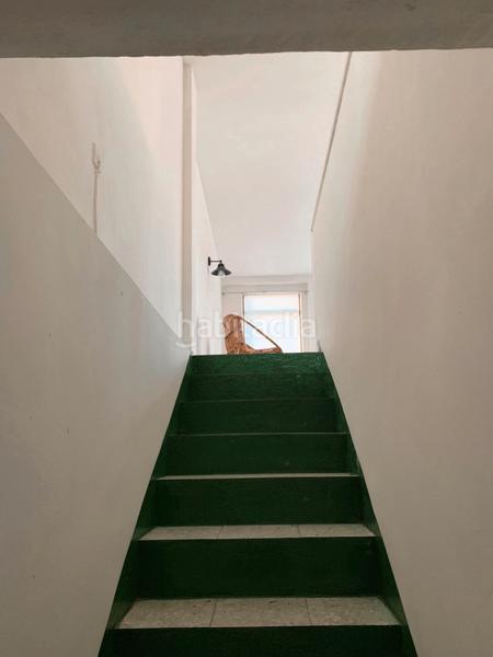 Foto f2c1fdf6-f2f4-4066-8560-41c7fe1820df. Local comercial a Adrada (La)