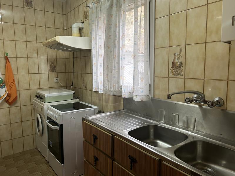 Foto 33245c72-4ed8-4468-b646-344f6c7fe863. Casa aparellada amb xemeneia calefacció aparcament a Navas del Rey