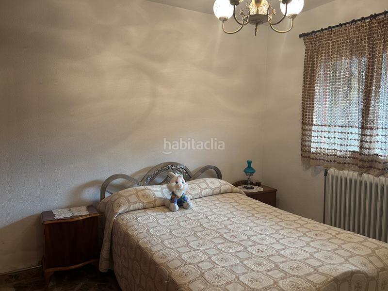 Foto 3582c7de-1ca7-40c0-81e7-1fc1fe53dbe9. Casa aparellada amb xemeneia calefacció aparcament a Navas del Rey