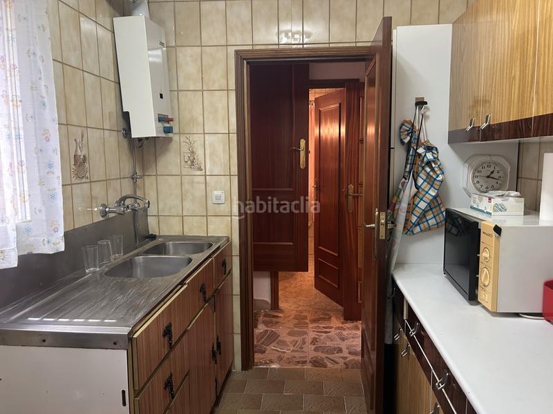 Foto 62edb44d-ab2b-49b7-97ce-ed9de7db5011. Casa aparellada amb xemeneia calefacció aparcament a Navas del Rey