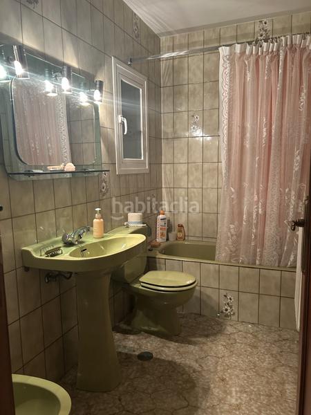 Foto 73248ed2-6e29-418b-81ee-a7c1ae43933d. Casa aparellada amb xemeneia calefacció aparcament a Navas del Rey