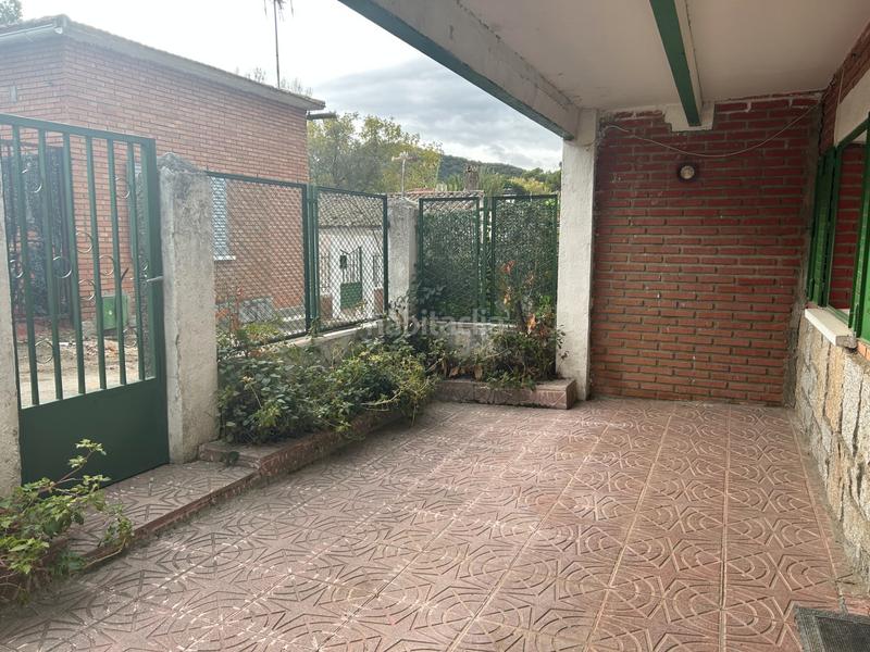 Foto 9228c6ab-5169-4554-803d-a5e6486e9e5e. Casa aparellada amb xemeneia calefacció aparcament a Navas del Rey