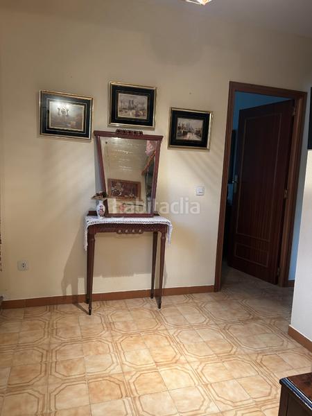 Foto e4df89ef-d8ca-4a6f-b2cf-5f9b17ff529b. Casa aparellada amb xemeneia calefacció aparcament a Navas del Rey