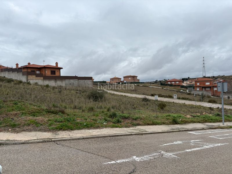Foto 45a315fa-e924-43ad-84b0-d5ee50db5a42. Terreny residencial a Méntrida