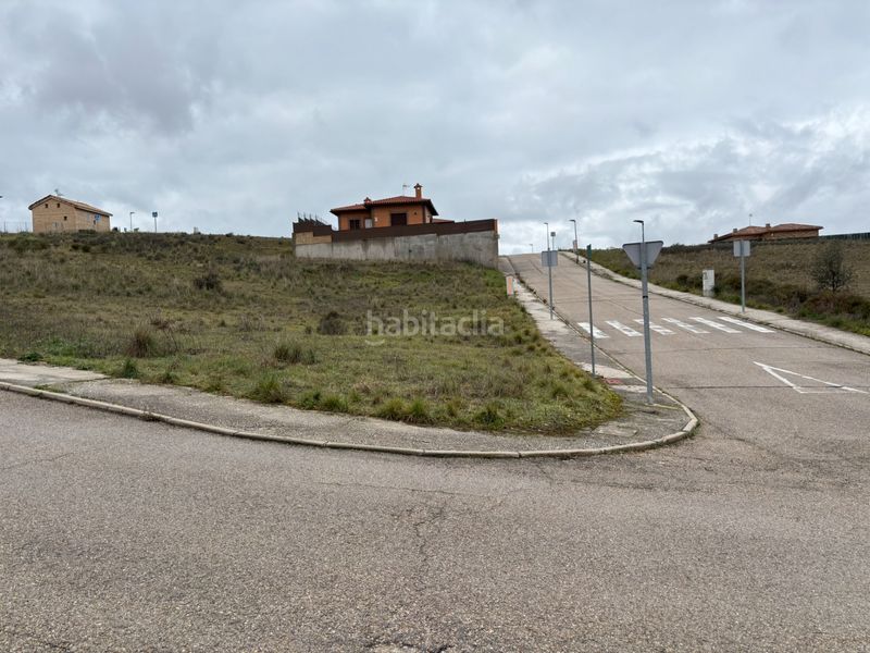 Foto 964f848a-fd17-461d-8e42-8219e6ced296. Terreny residencial a Méntrida