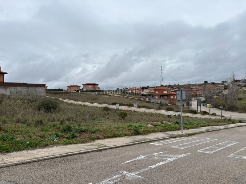 Foto fb751ed5-6d81-4b61-8dbf-bf2e359b9336. Terreny residencial a Méntrida