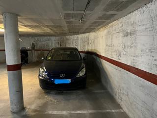 Miete Autoparkplatz  N/a