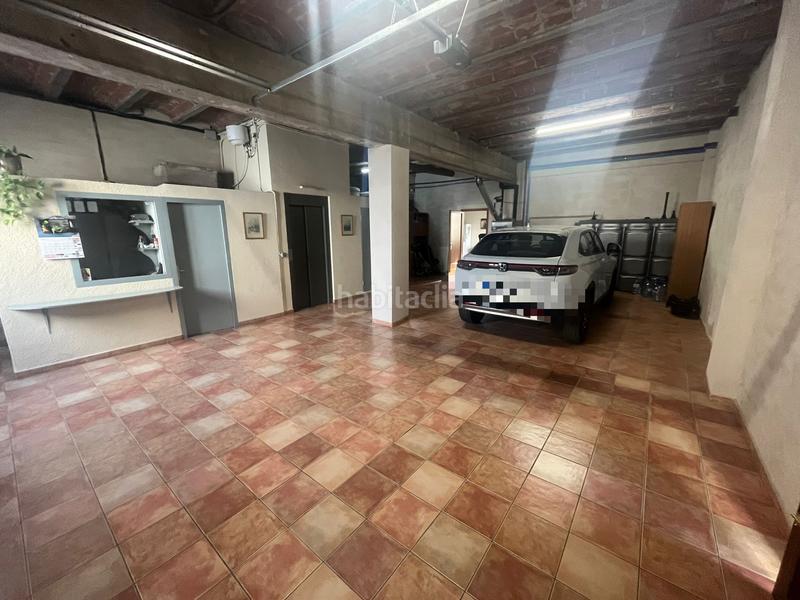 Foto 4295bae9-b08a-4c13-8aac-6d0f5c0b6033. Edificio en Manlleu