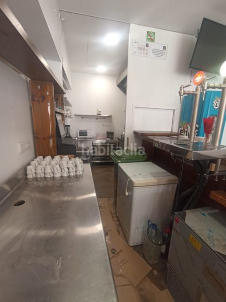 Foto f49d9968-5e5d-477f-b10d-d2fda7feada9. Geschäftsraum in Centre Vic