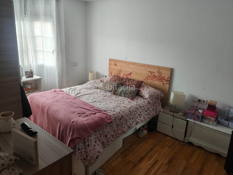 Foto 2d973415-e356-4cd4-ad30-177830476da9. Semi detached house with fireplace parking pool in Tona