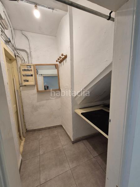 Foto 33f9f9a7-bf6b-4cde-a9cb-ca31bb0f4911. Rent business premise with heating in Centre Vic