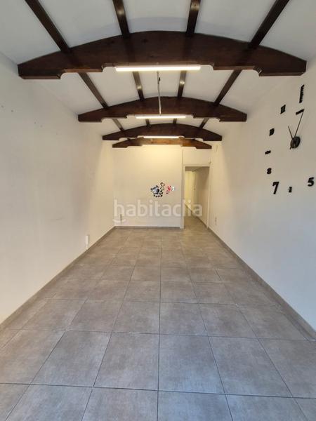 Foto cbbf71df-12f5-413e-a4ba-6f6b19a00f8e. Rent business premise with heating in Centre Vic