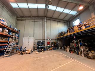 Rent Industrial building  Carretera de manlleu