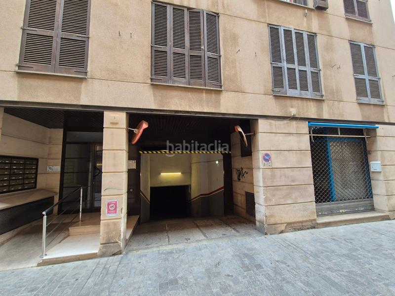 Foto 000b8b4f-111f-424e-813c-715486041489. Parking coche en Centre Vic