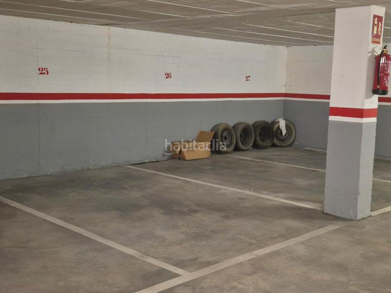 Foto 703dc528-0687-4b04-9215-0c78a49801f7. Car parking in Centre Vic