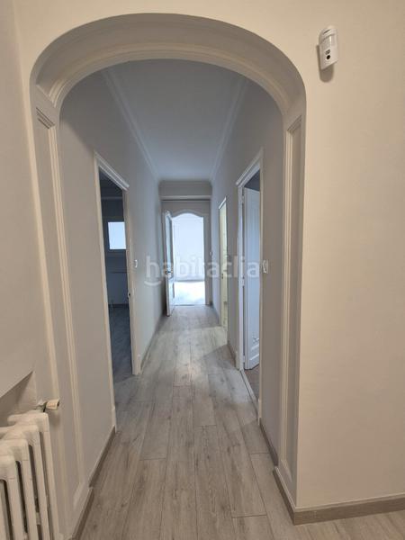 Foto f881ebfe-d44d-4eed-922f-612f2306f7dd. Piso en Centre Vic