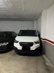 Aparcament cotxe  Carrer del bisbe morgades