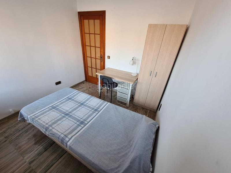 Foto 33d3a3e6-3423-4baa-be48-be0d80ddc5d0. Appartamento con riscaldamento in Estadi-Santa Anna Vic