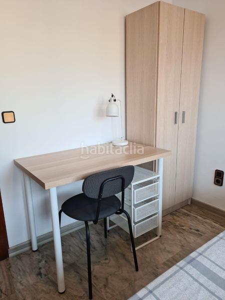 Foto a1072de7-6610-46c7-89f8-7913d9a6cfe4. Appartamento con riscaldamento in Estadi-Santa Anna Vic