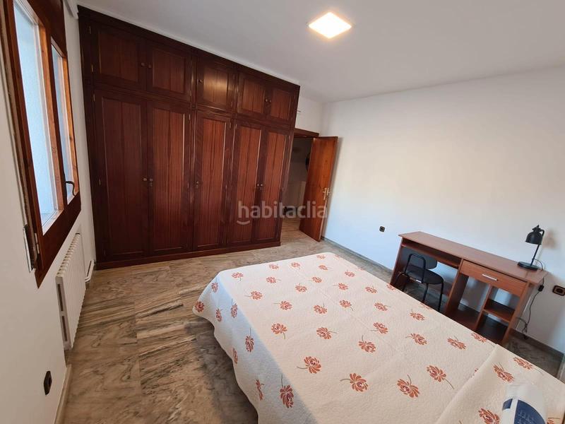 Foto feebc52d-4357-4a37-9769-659b456b8ac4. Piso en Estadi-Santa Anna Vic