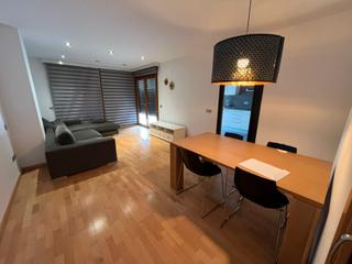 Miete Etagenwohnung  Carrer eix onze de setembre 43