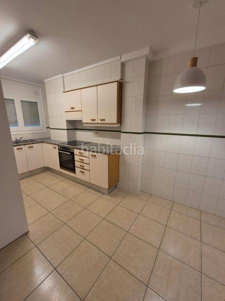 Foto 245bc018-34cc-4012-8e83-a1f170c89790. Location appartement avec chauffage parking dans Centre Vic