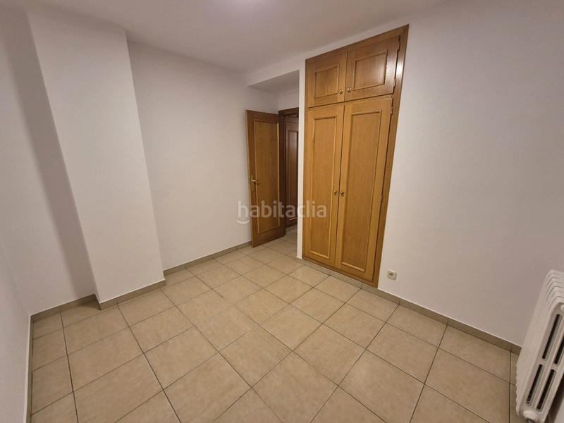 Foto 8de3f18e-d735-4eff-9faf-e23603af6698. Location appartement avec chauffage parking dans Centre Vic