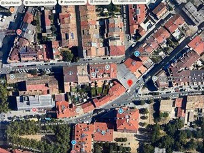 Foto 0daac1da-8f0f-4bd0-942a-ddccff3aeaf0. Edificio edifici amb moltes possibilitats en Caputxins-Ambulatori Vic