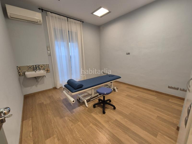 Foto 396805d2-a8a6-4d3a-9a61-c482552dc975. Alquiler local comercial en Centre Vic