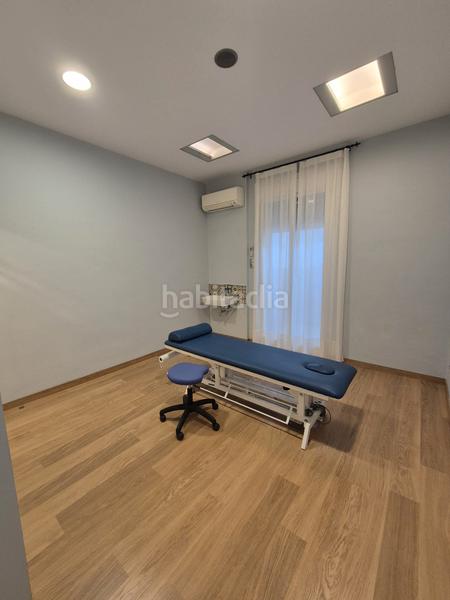 Foto 99dd5f23-beb2-4408-afb9-f69eefb271b7. Alquiler local comercial en Centre Vic