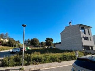 Residential Plot  B-520