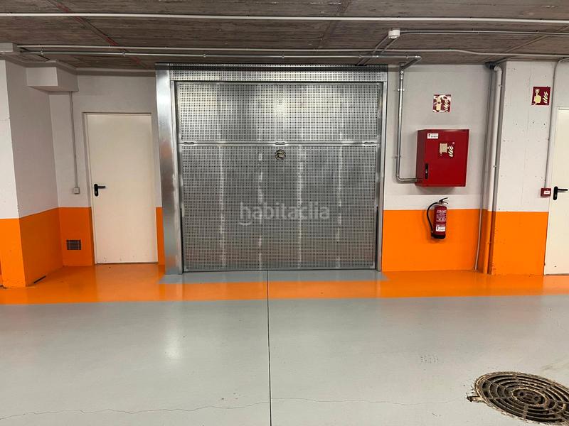 Foto c1b8f199-9459-42fb-a948-dc1e97a772a2. Flat with heating in Nord Vic