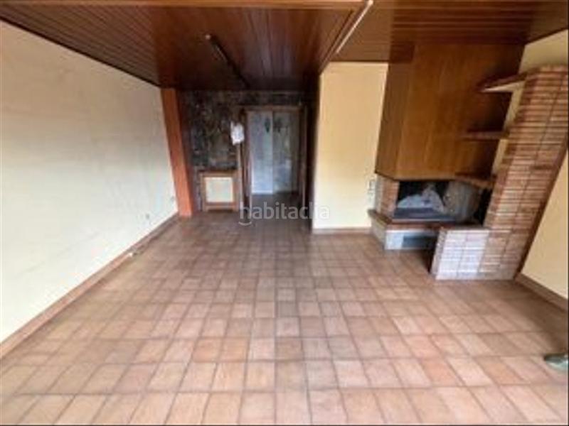 Foto 77498264-f8b6-425f-88fa-b1ac42efdf2e. Casa adosada en Estadi-Santa Anna Vic