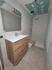 Zweistöckige Wohnung in Carrer del canigó 68