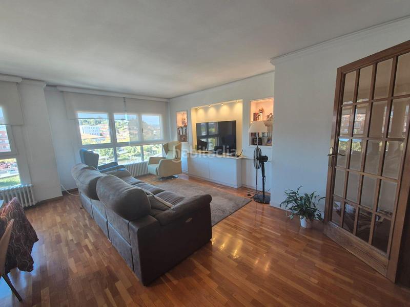 Foto b119aafe-c9dc-4884-9b68-ac3624cd6b5f. Attique avec cheminée chauffage dans Nord Vic