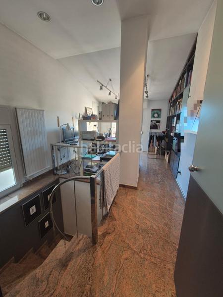 Foto de212a40-c061-446a-8b58-84c1e960042b. Attique avec cheminée chauffage dans Nord Vic