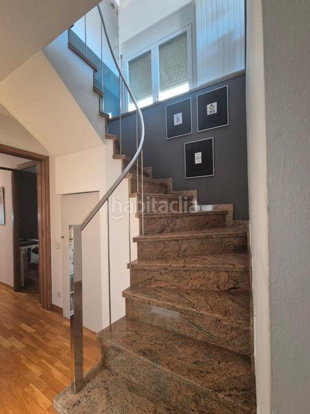 Foto ee4d99cd-03df-488a-a98b-3d7c64576213. Attique avec cheminée chauffage dans Nord Vic